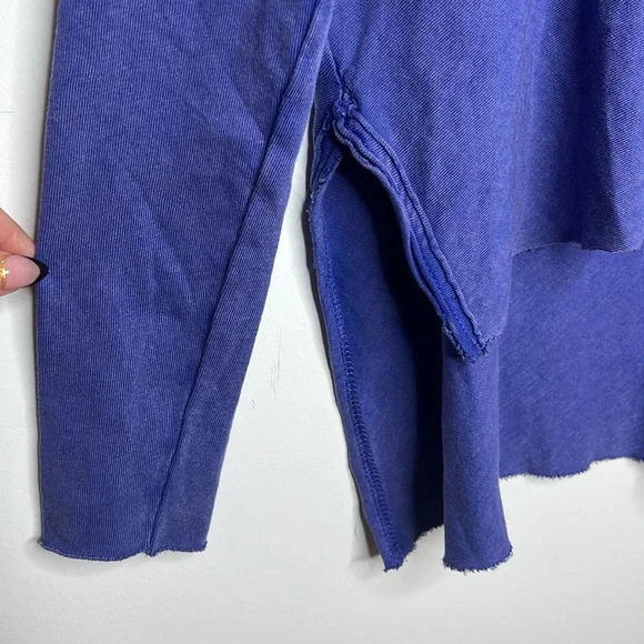 Urban Outfitters Out From Under Ava Lagenlook Exposed Seam High Low thermal top - Picture 5 of 15